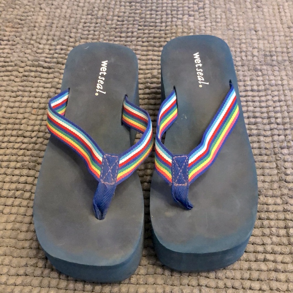 Wet Seal platform sandals. Size 7.